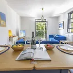 Oystercatcher Number 6 , 2 Bedrooms Maidencombe Village