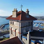 Vane Lookout