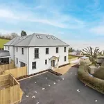 Oystercatcher Number 6 , 2 Bedrooms Maidencombe Village