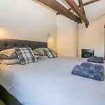 Hocking Cottage