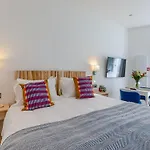 Belgrave Sands Apartment