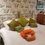 Castle Annexe From 7 Nights