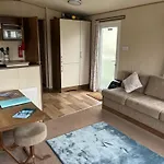 Lovely 3 Bedroom Caravan To Rent At Hoburne Devon Bay