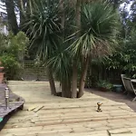 Cary Court - Guest House
