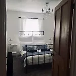 Meadfoot Cottage