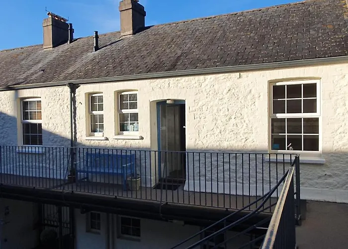 Christie Cottage Trinity Mews