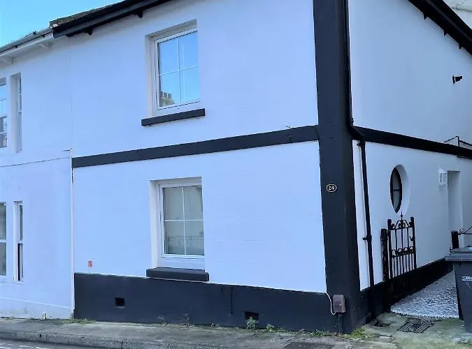 Harbour Cottage