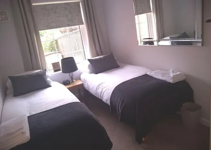Lovely Private Ensuite Room Near Torbay Hospital