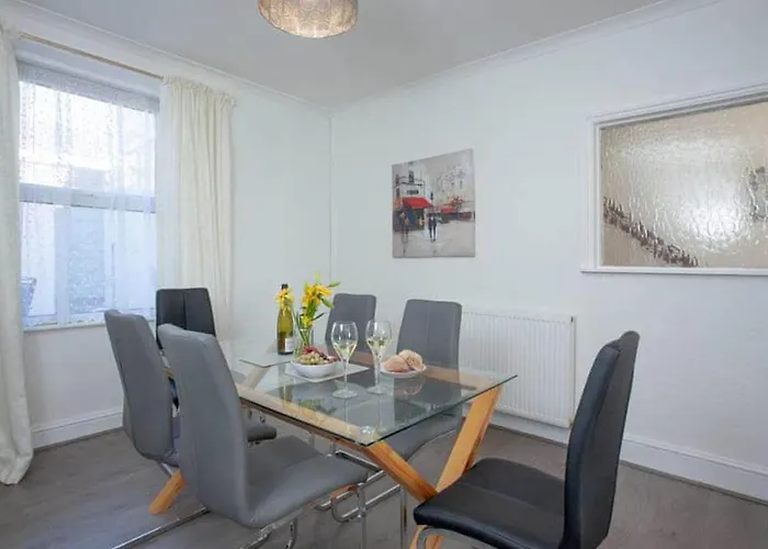 Suzie\'S Pad Torquay Devon