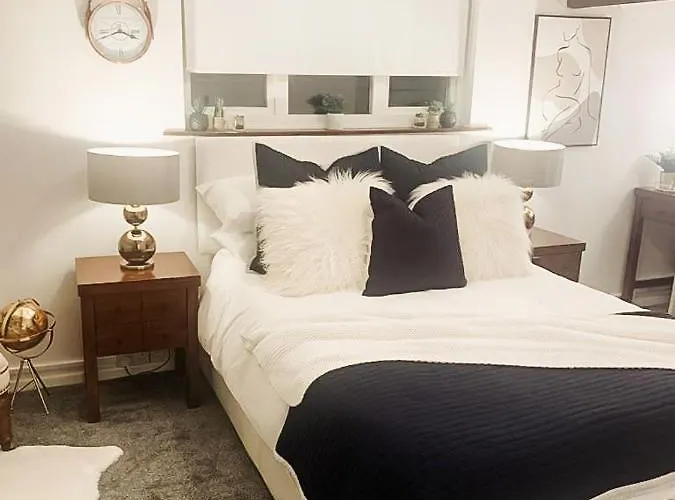 Amaso - Stylish & Cosy 1 Bedroom Flat