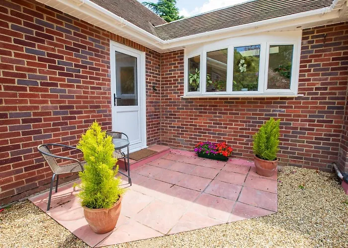 Cosy Annex, Close To Beach With Parking