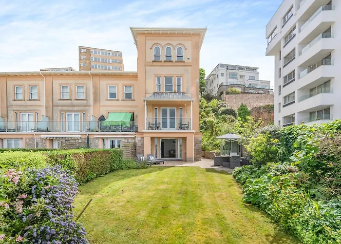 10 Riviera