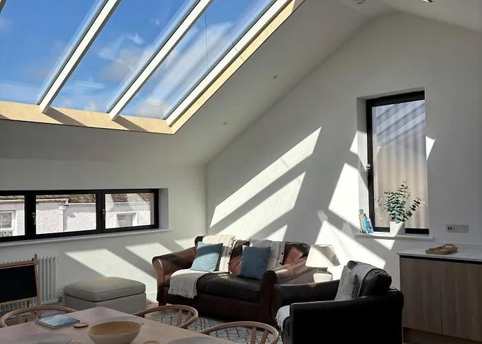 Coastal Retreat In Babbacombe - Cary Cottage