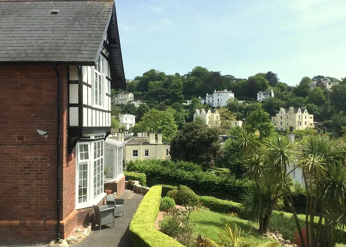 Bedford House Holiday Apartments