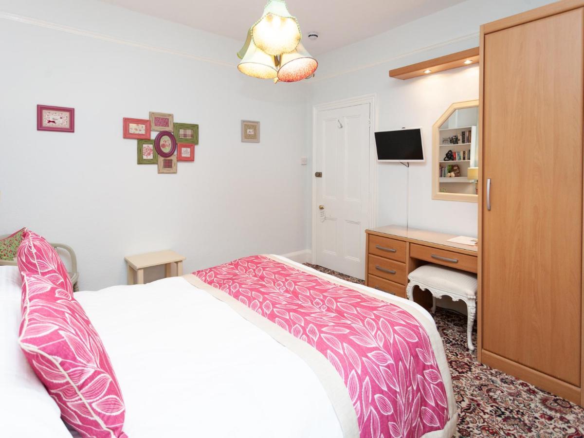 The Ravenswood Bed & Breakfast