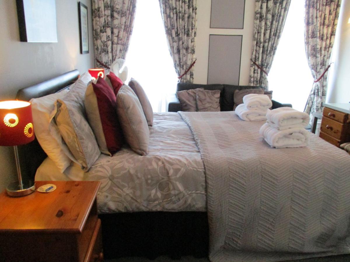 Guest house Cranborne Guest Exclusively For Adults