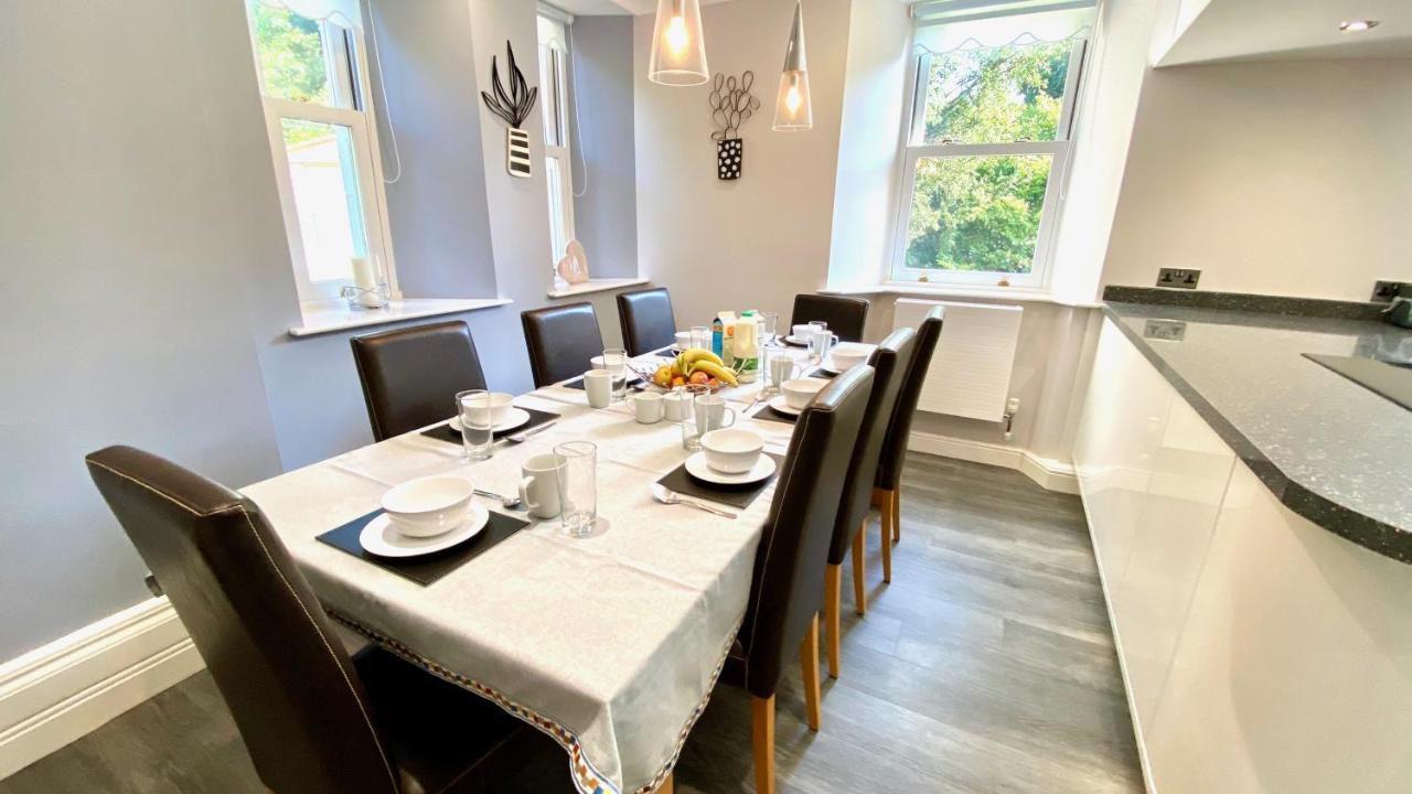 Torbay Rise - With Pool, Hot Tub, Sauna, Gym, Games And Cinema Room; Sea Views Holiday home *