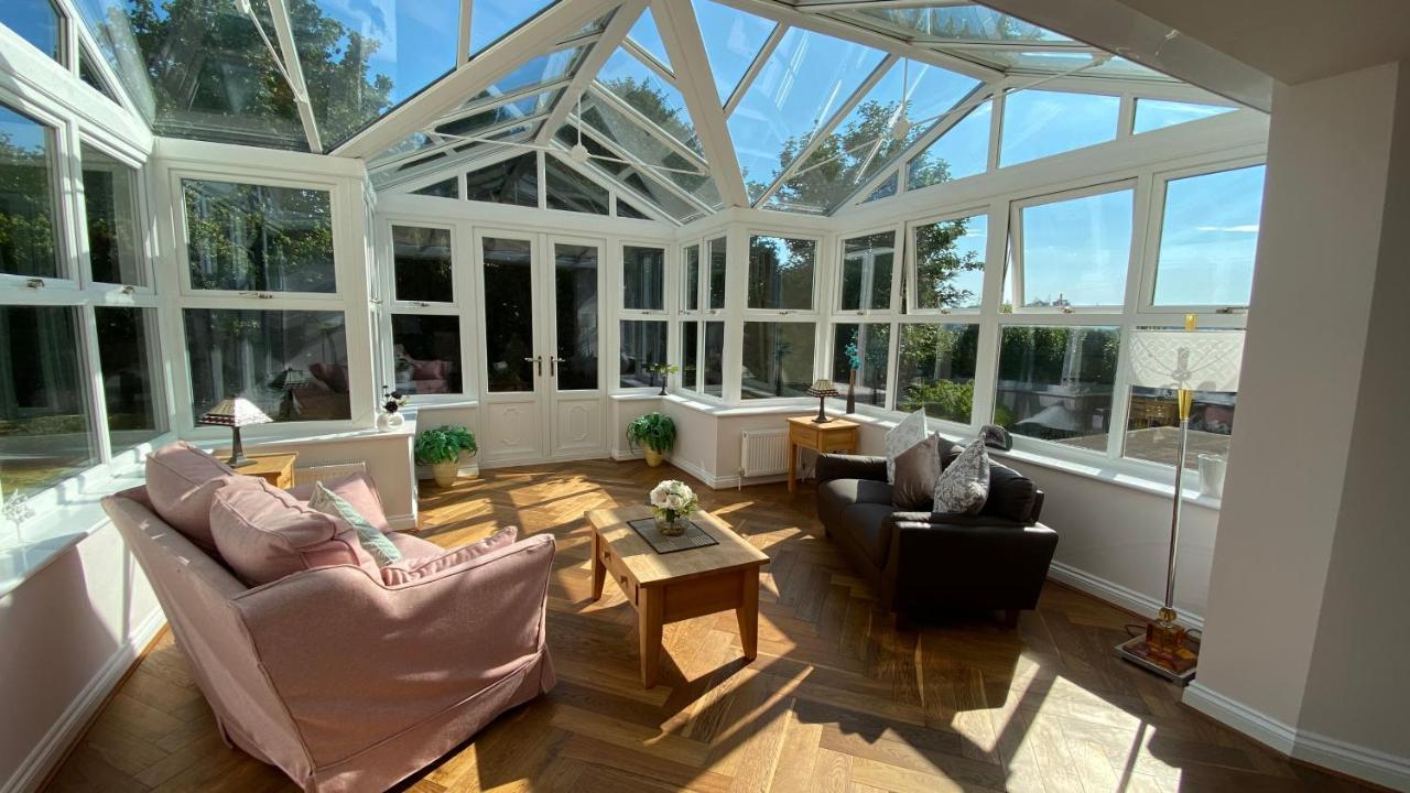 Torbay Rise - With Pool, Hot Tub, Sauna, Gym, Games And Cinema Room; Sea Views