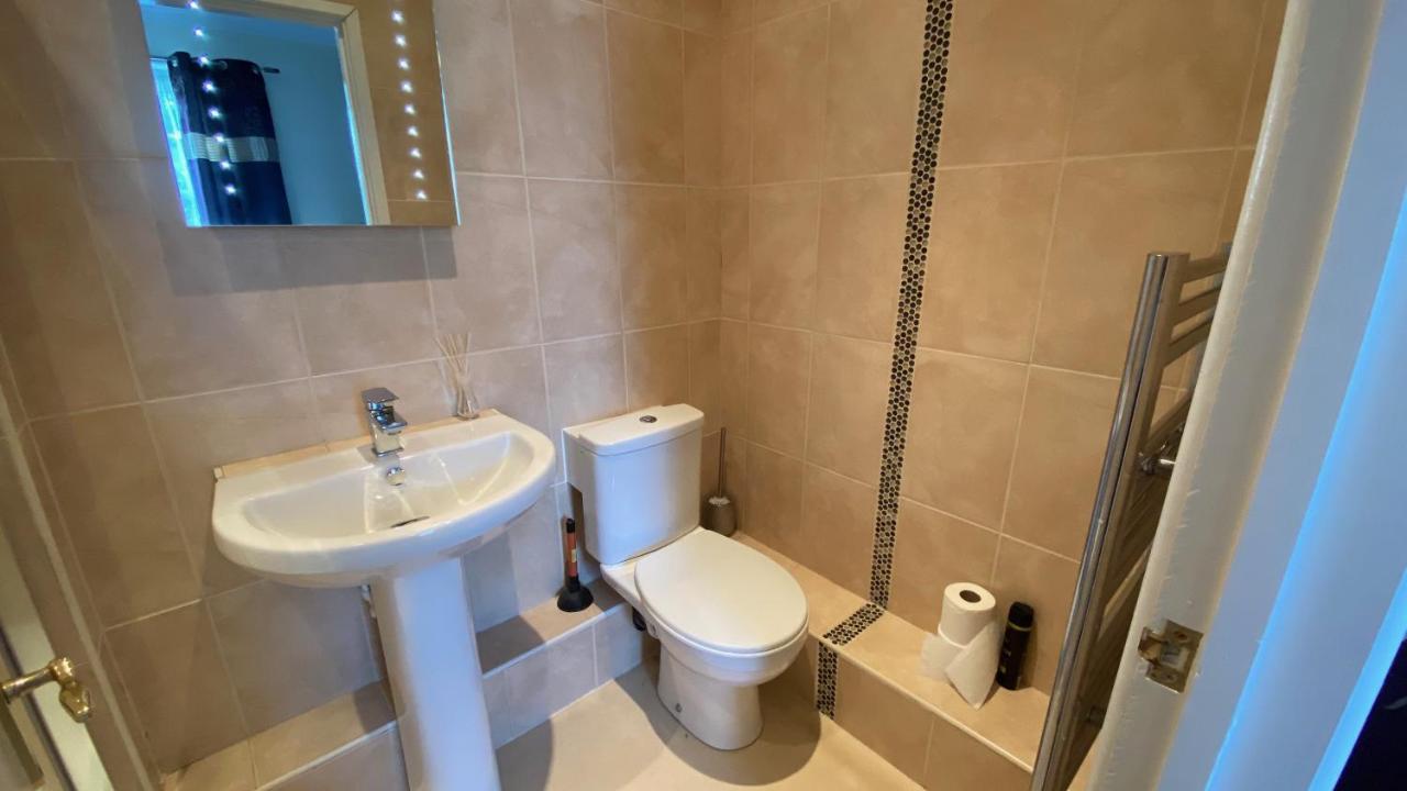 Holiday home Torbay Rise - With Pool, Hot Tub, Sauna, Gym, Games And Cinema Room; Sea Views *