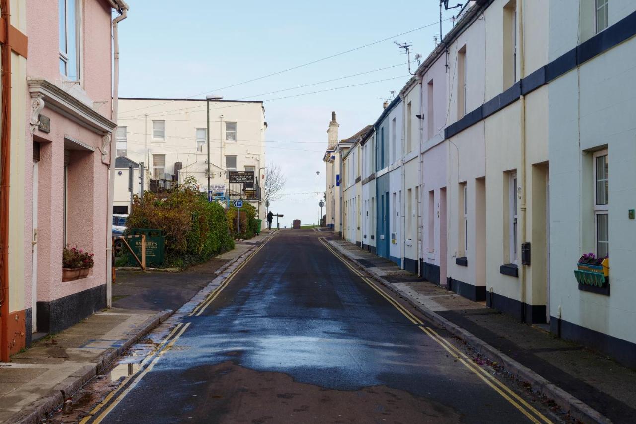 Roslyn * Torquay