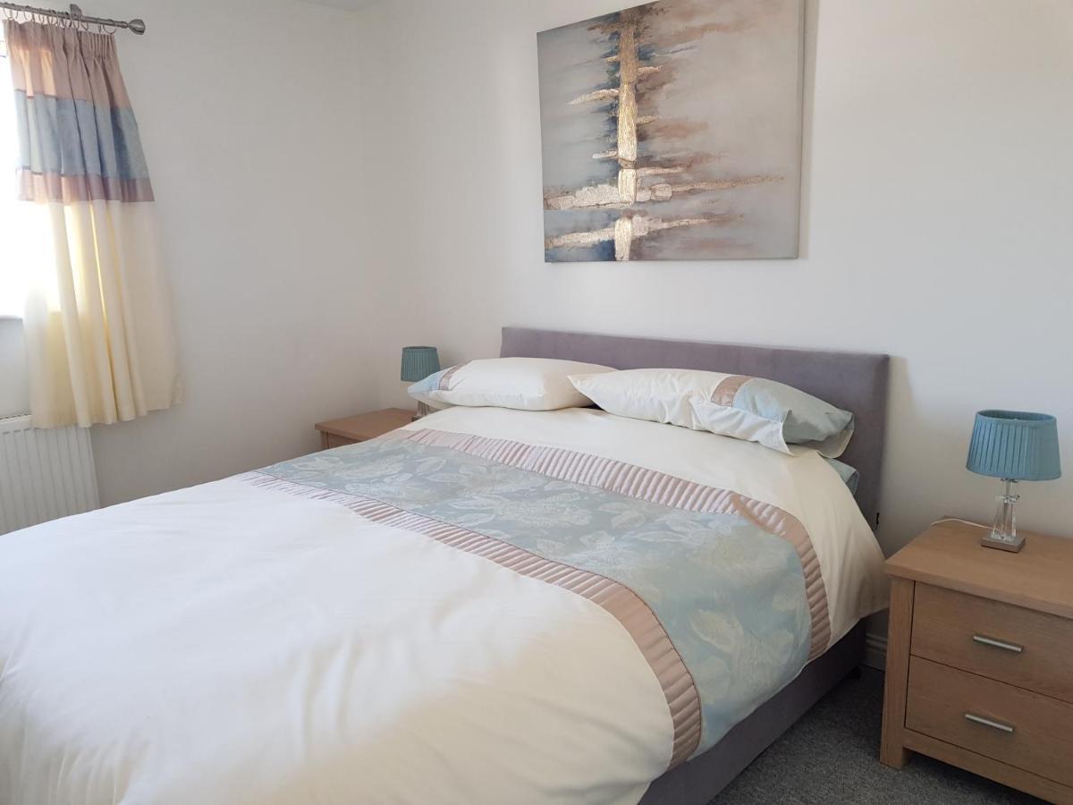 Charming 2-bed House In Holiday home *