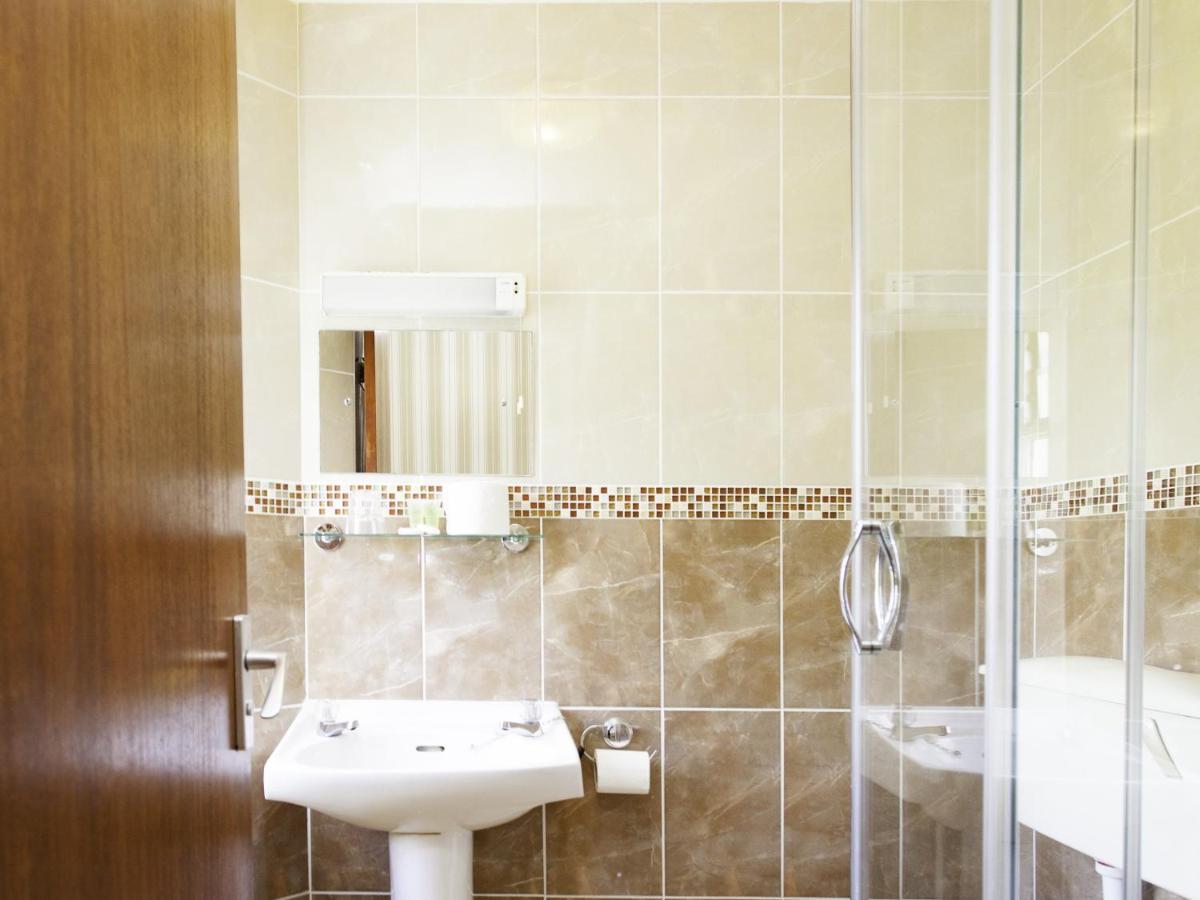 Elmington House- Adults Only Guest house