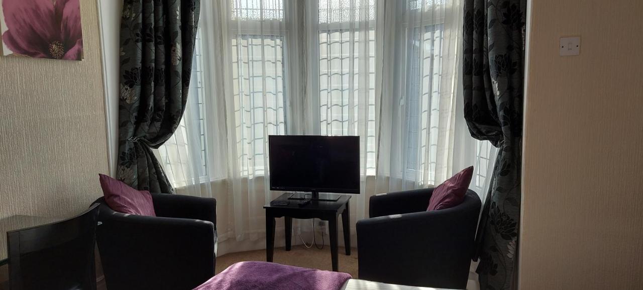 Bed & Breakfast Cranmore 4*