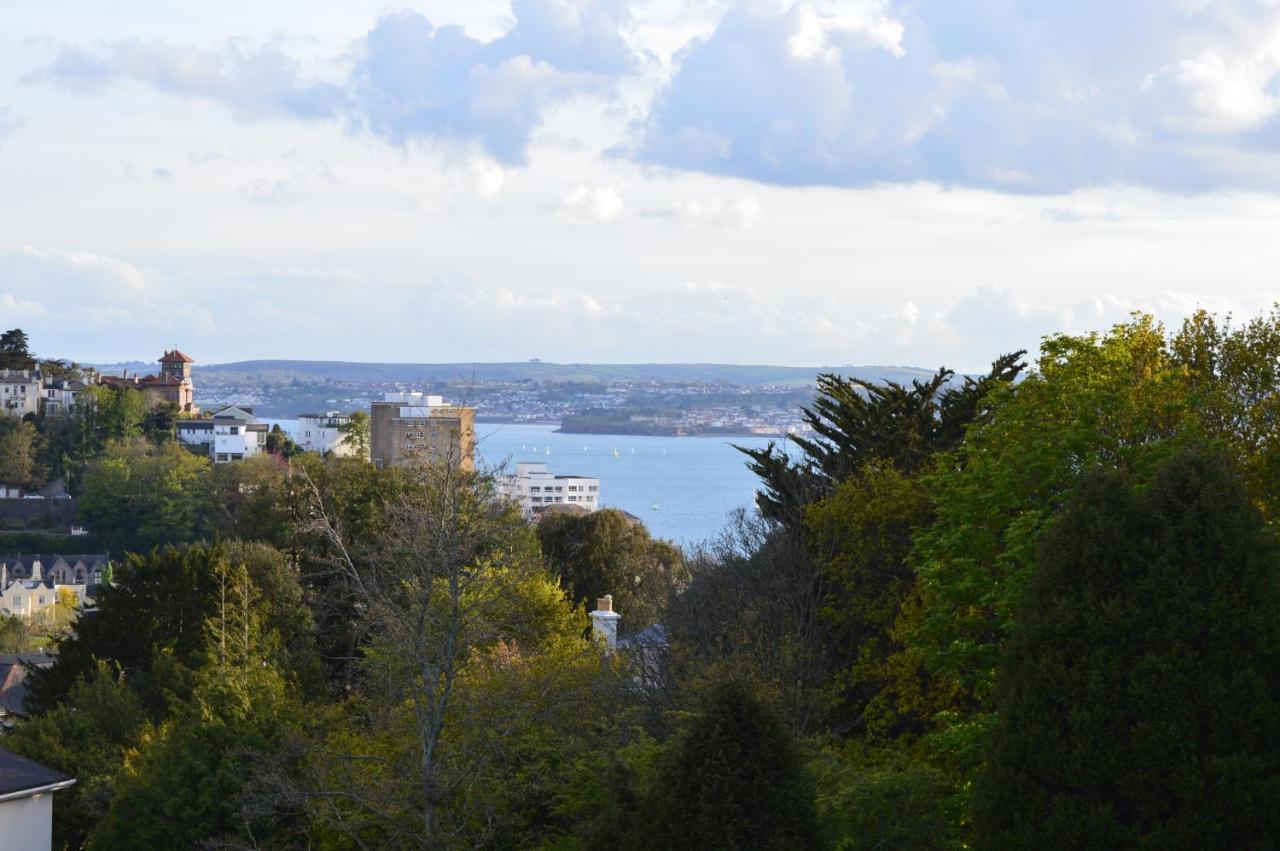 Apartment 5 Spa Court, Boutique Holiday Apartment In Torquay *