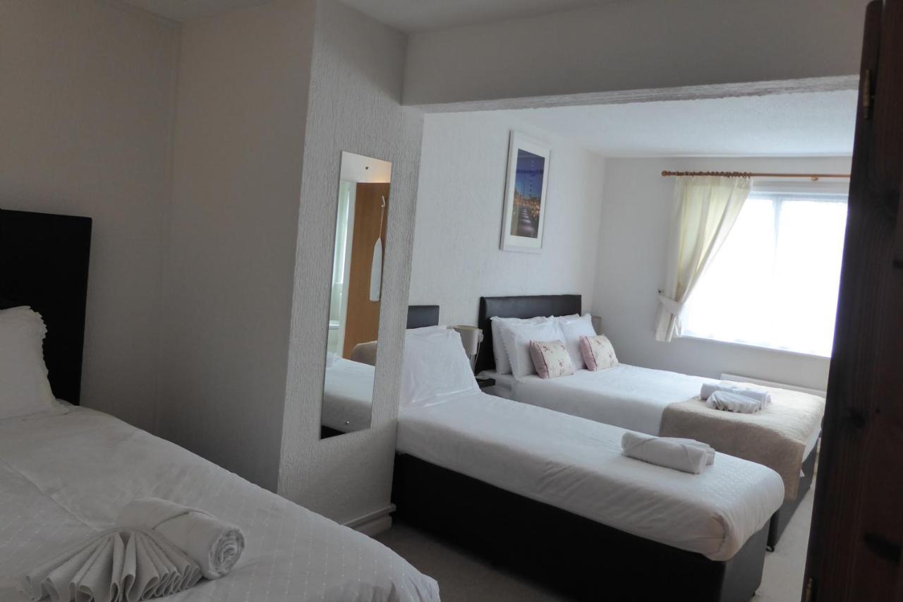 Capri 4* Torquay