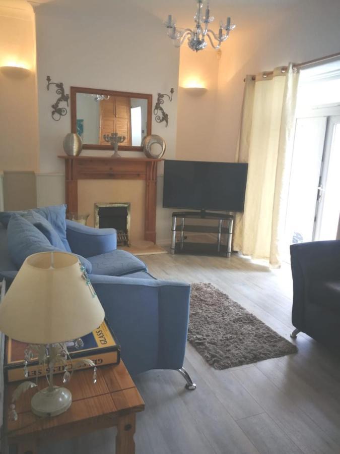 Captivating 3-bed House In St Marychurch Holiday home *