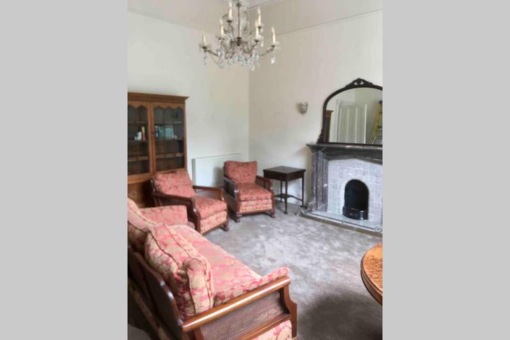 Entire Maisonette Newly Renovated Villa Torquay