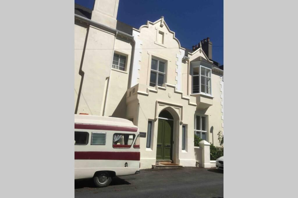 Entire Maisonette Newly Renovated Villa *