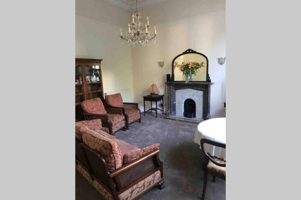 Entire Maisonette Newly Renovated Torquay