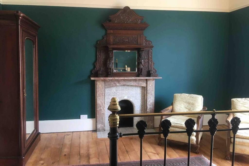 Entire Maisonette Newly Renovated *