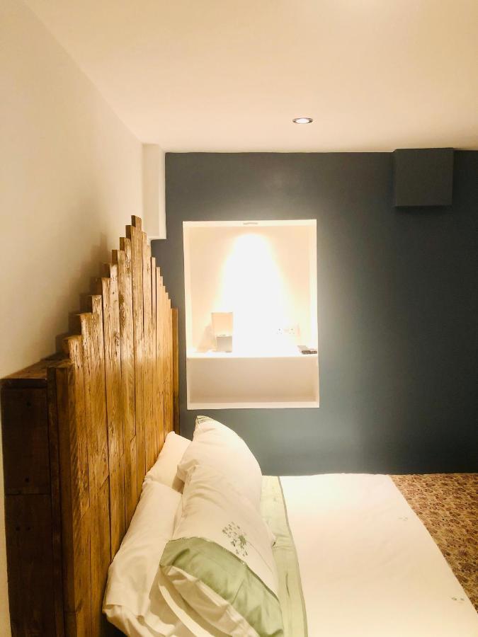 Westbank Lower Ground Apartment *