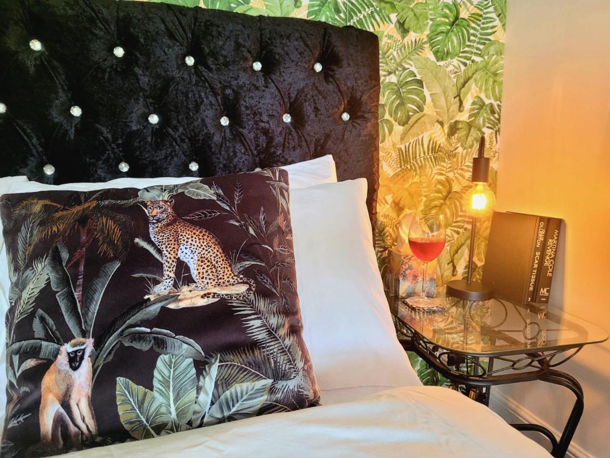 Tropical Escape In English Riviera Torquay