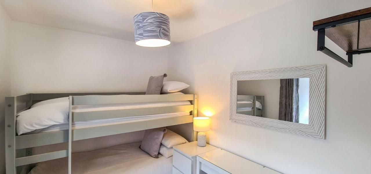 Driftwood Cottage: Riviera Charm Near St Marychurch Beaches