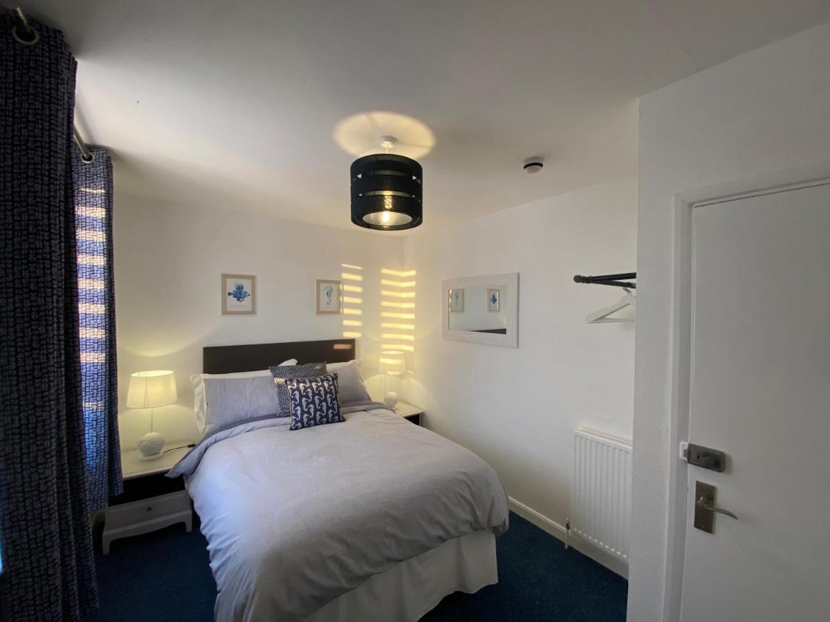Hotel At Babbacombe *