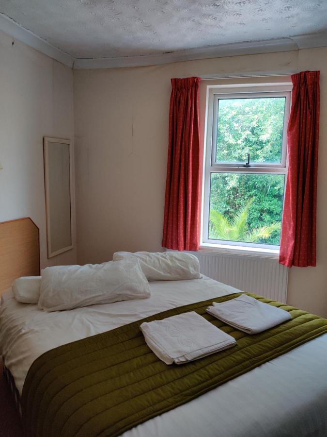 Hotel Inglewood Palm Hotel, Abbey Sands