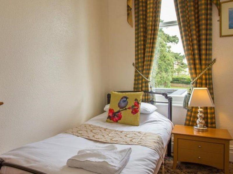 Elmington House- Adults Only Guest house