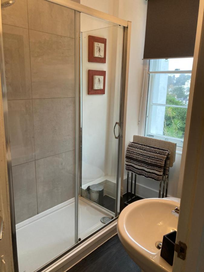 Apartment *hidden Gem* Stylish Apartment* Walk To Torquay