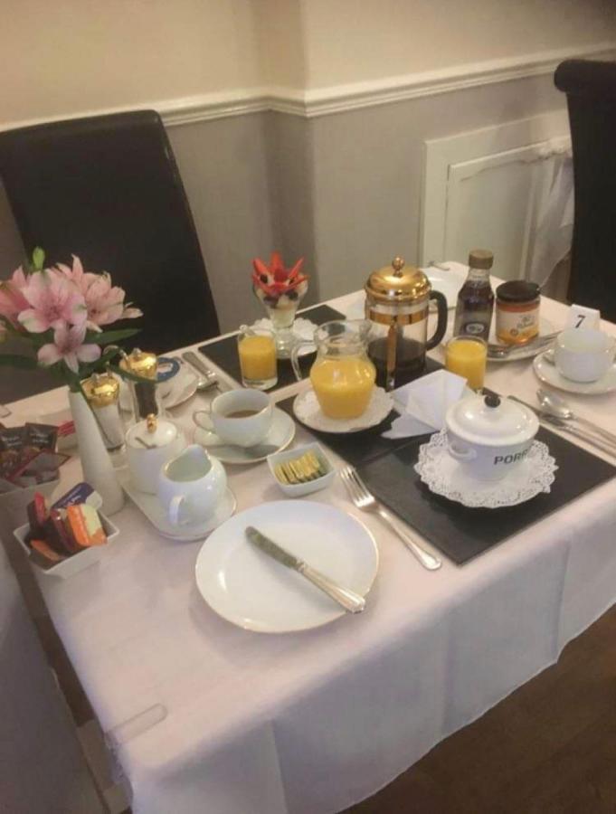Crowndale - Exclusively For Adults Acomodação com café da manhã  Torquay