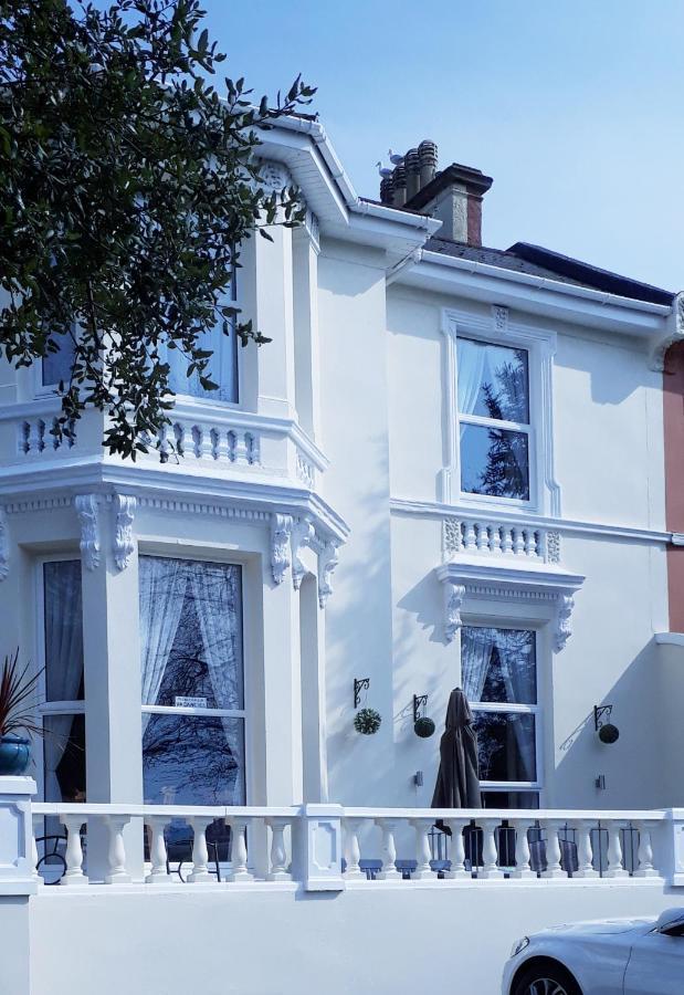 The Netley Bed & Breakfast 4*