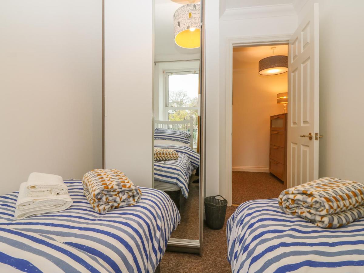 1 Newcourt Torquay
