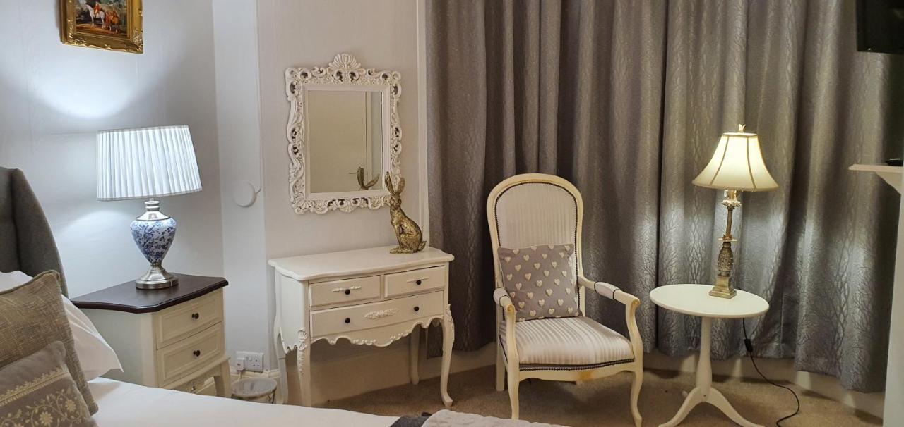 Guest house Fleurie 4*