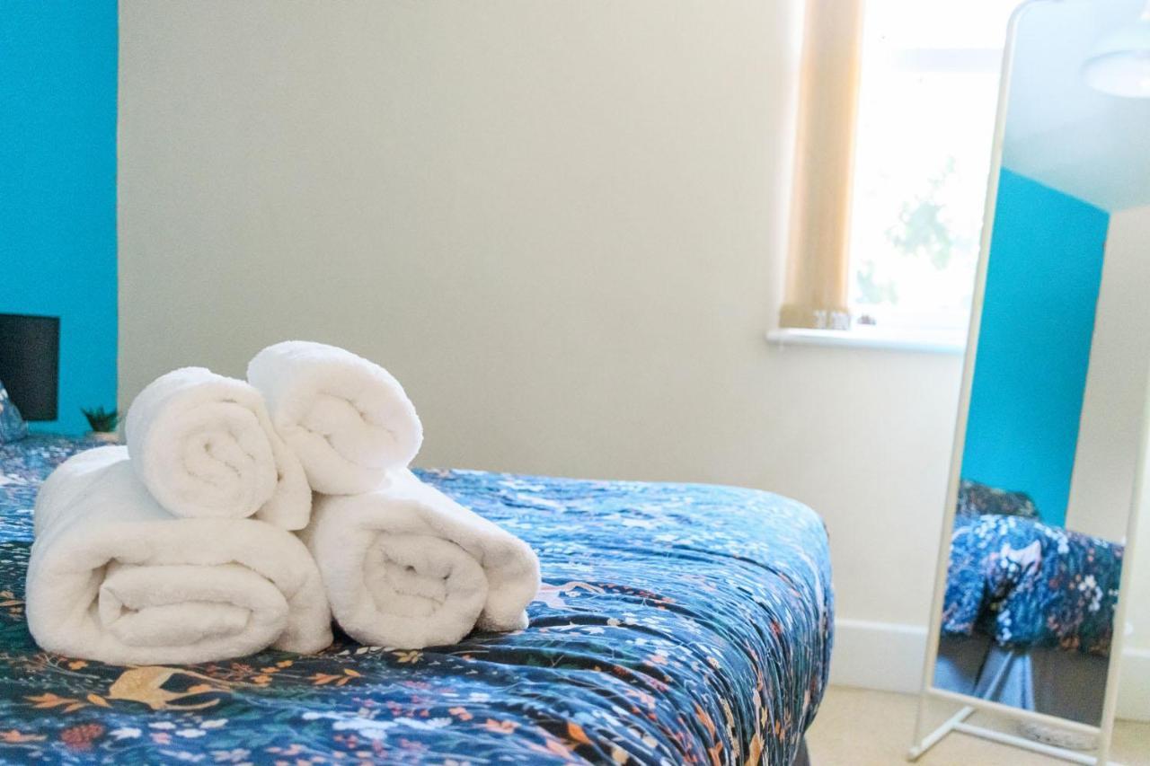 Spacious Seaside Two Bed Apartment