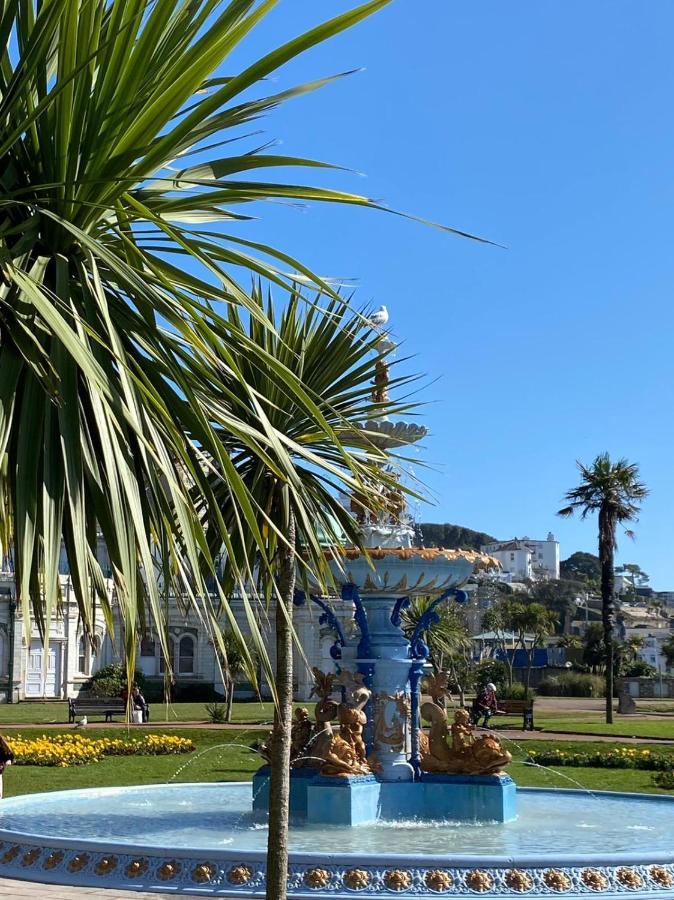 Sandway House Guest house 4*