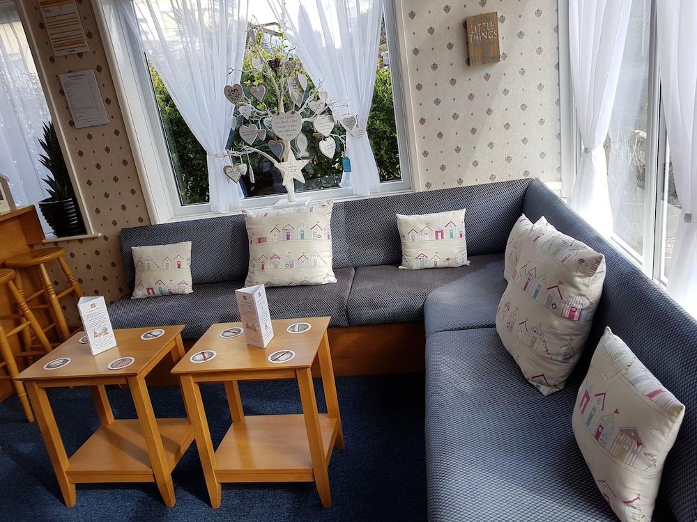 Grosvenor House 4*