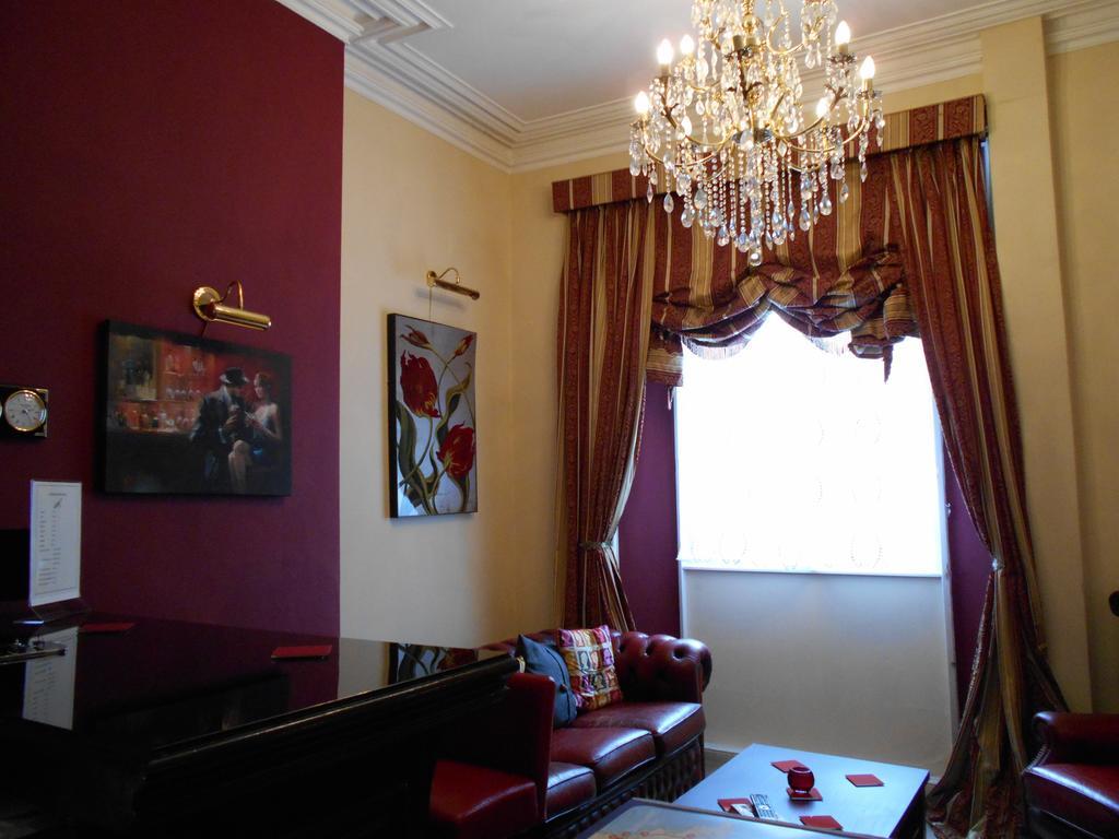 Cranborne Guest Exclusively For Adults Torquay