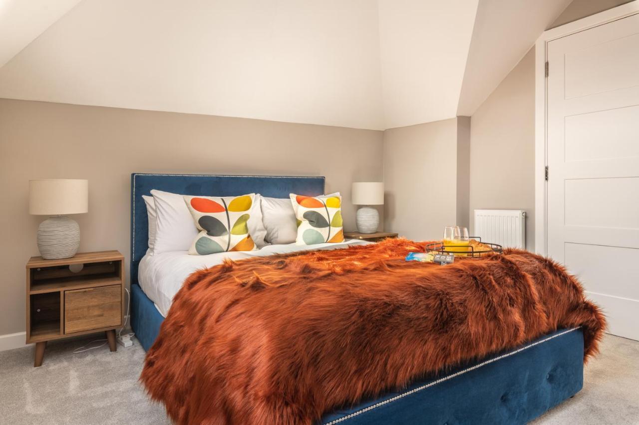Apartment 10 Oystercatcher Court - Stylish Penthouse With Stunning Sea Views Torquay